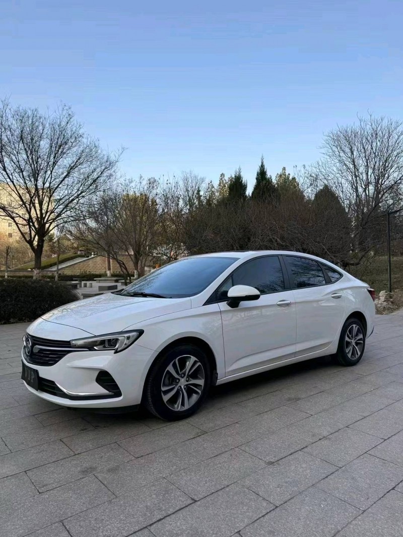 邢台22年别克威朗3