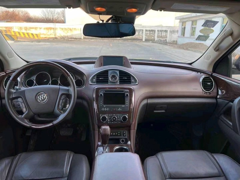 苏州15年别克昂科雷5