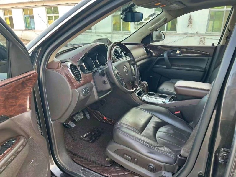 苏州15年别克昂科雷8