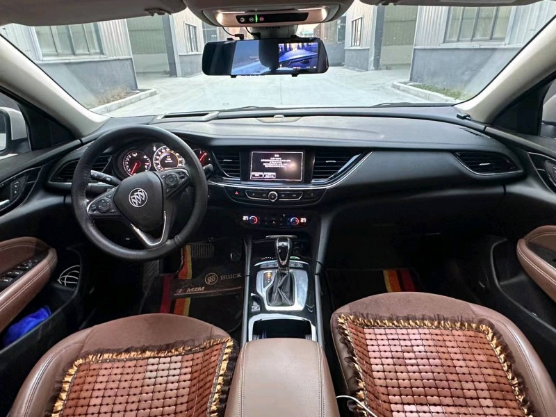 徐州17年别克君威4