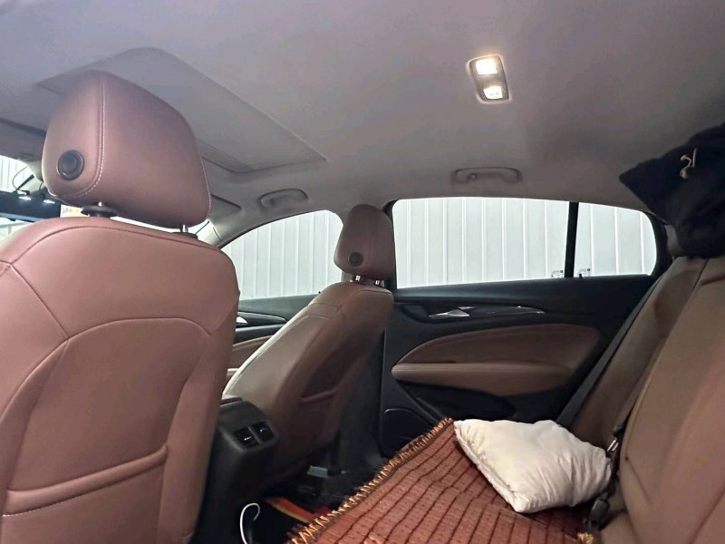 徐州17年别克君威5