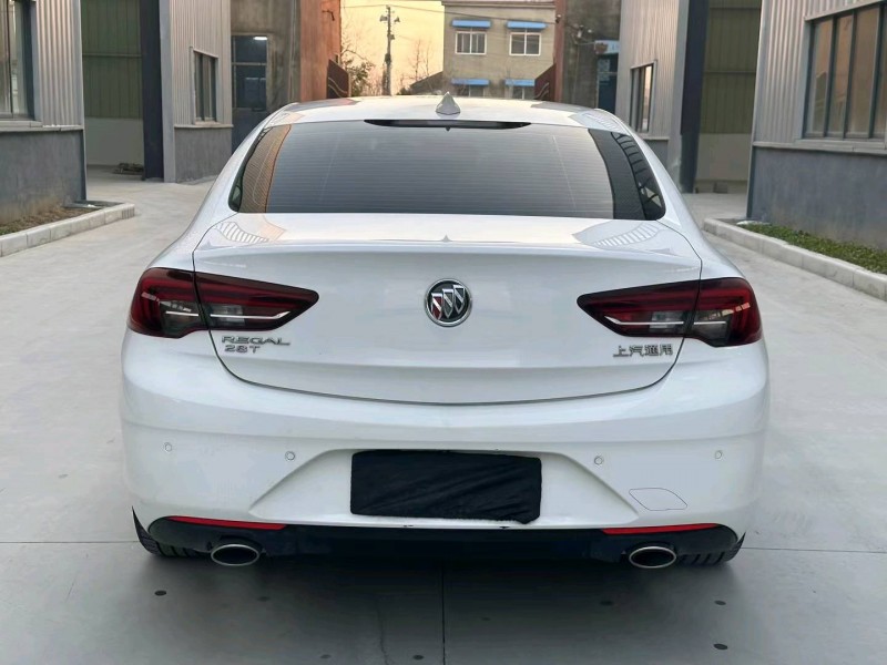 徐州17年别克君威7