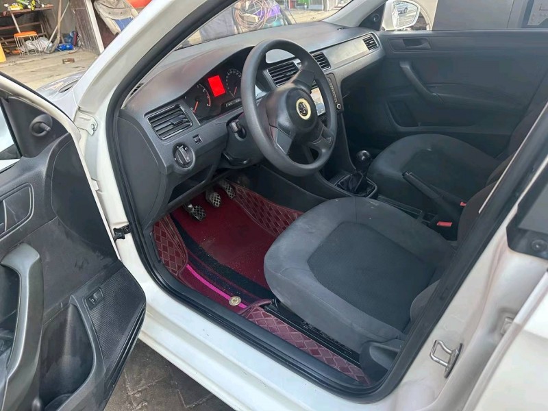 保定16年大众桑塔纳6