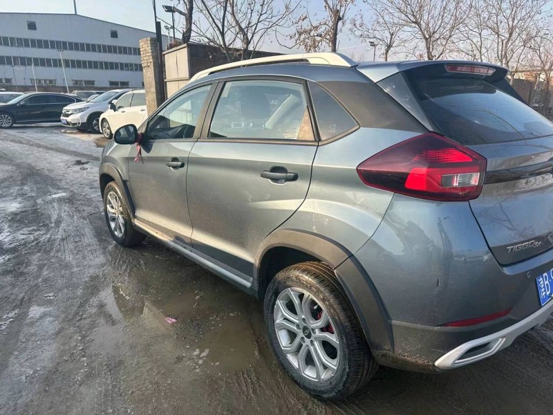 保定21年奇瑞瑞虎3x4