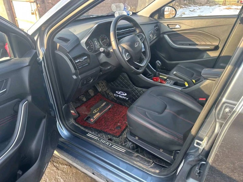 保定21年奇瑞瑞虎3x6