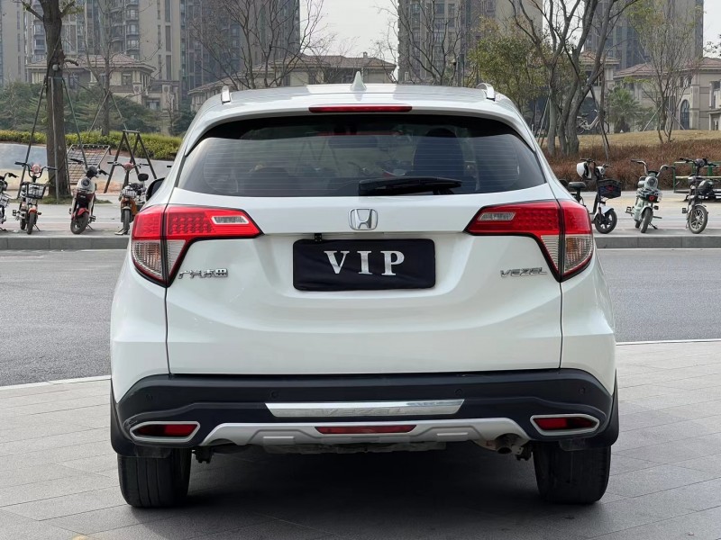 东莞20年本田缤智9