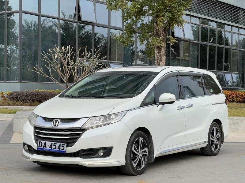 东莞17年本田奥德赛2