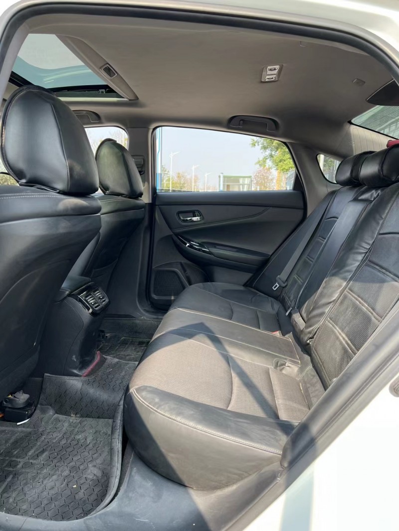 东莞17年本田思铂睿6