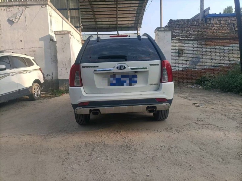 保定15年起亚狮跑9