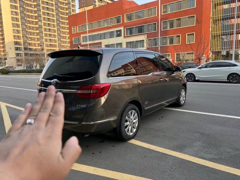 东营18年别克GL85