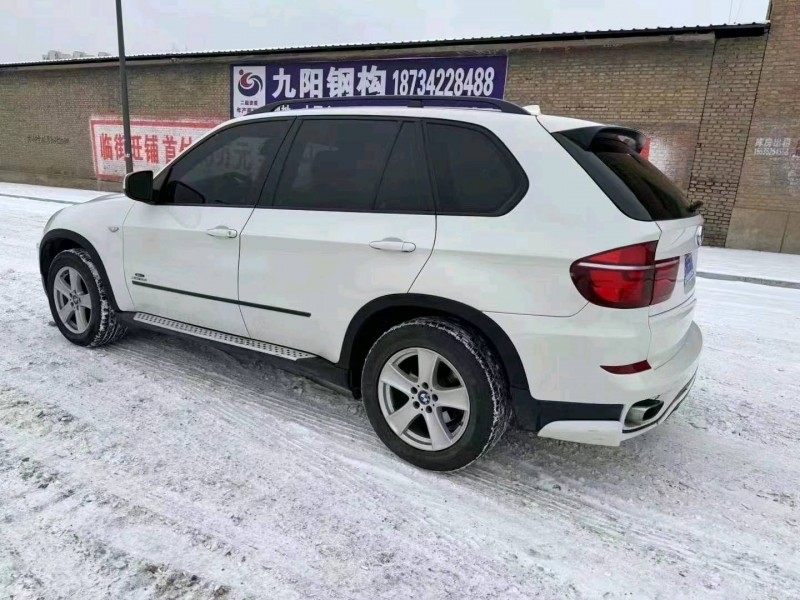長治13年寶馬X53