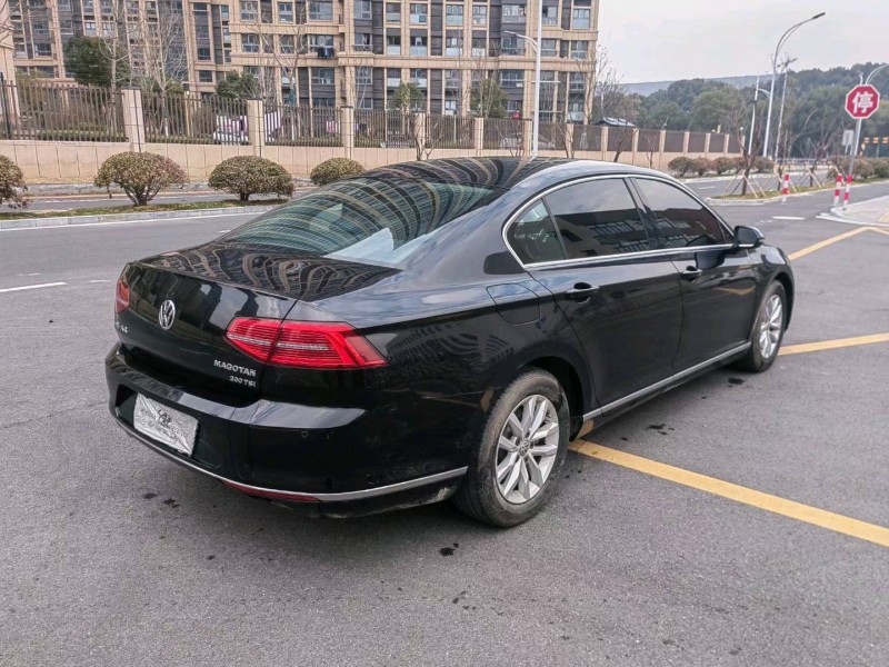 苏州19年大众迈腾8