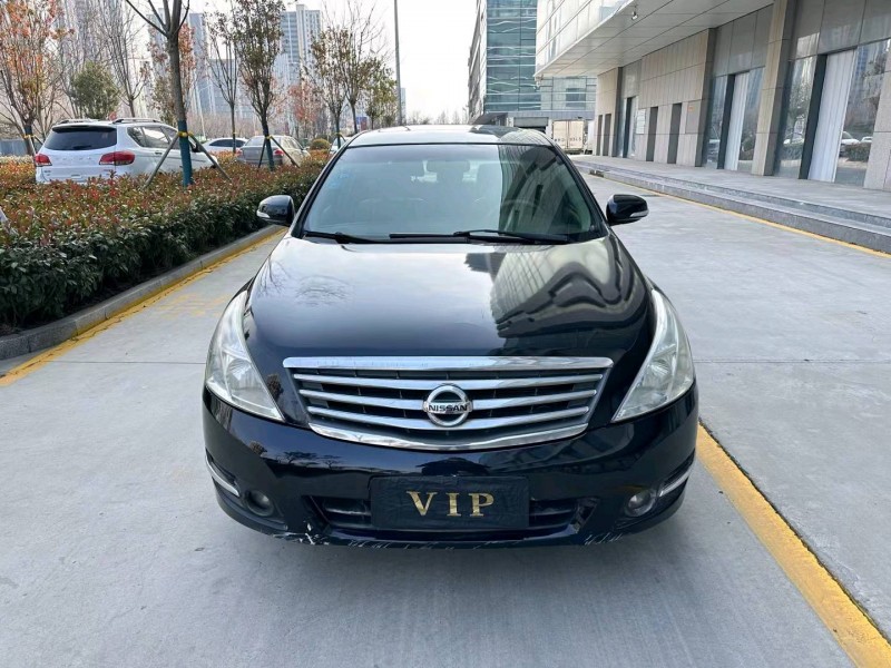 济宁10年日产天籁1