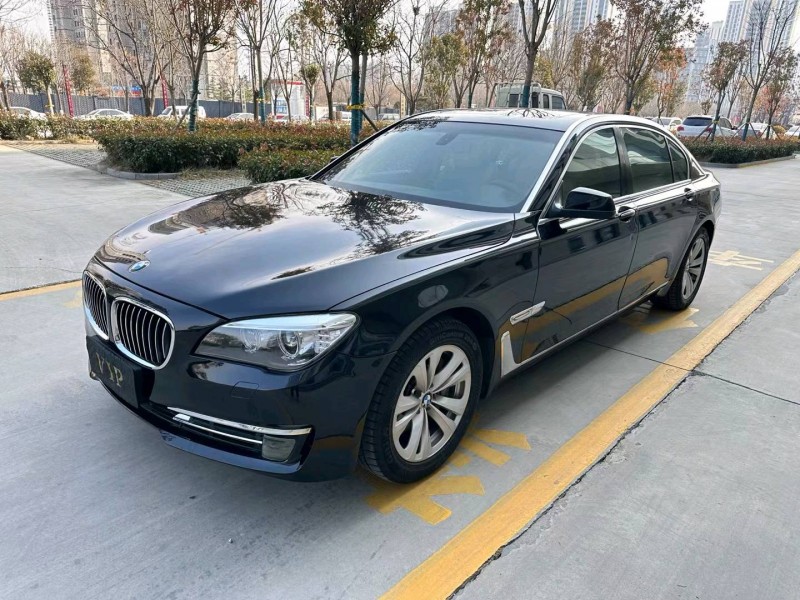 济宁09年宝马7系2