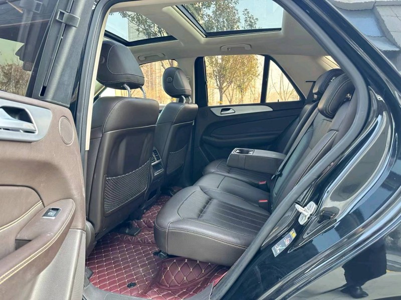 济宁16年奔驰GLE5