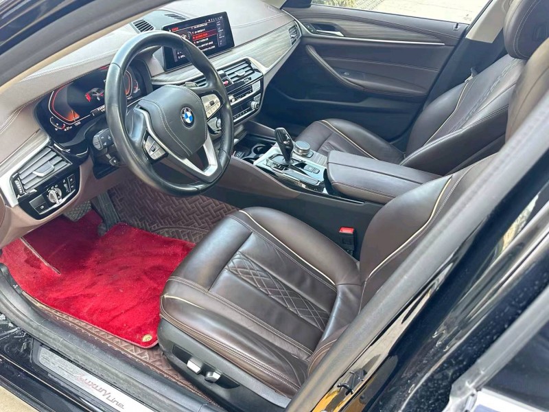 济宁19年宝马5系5