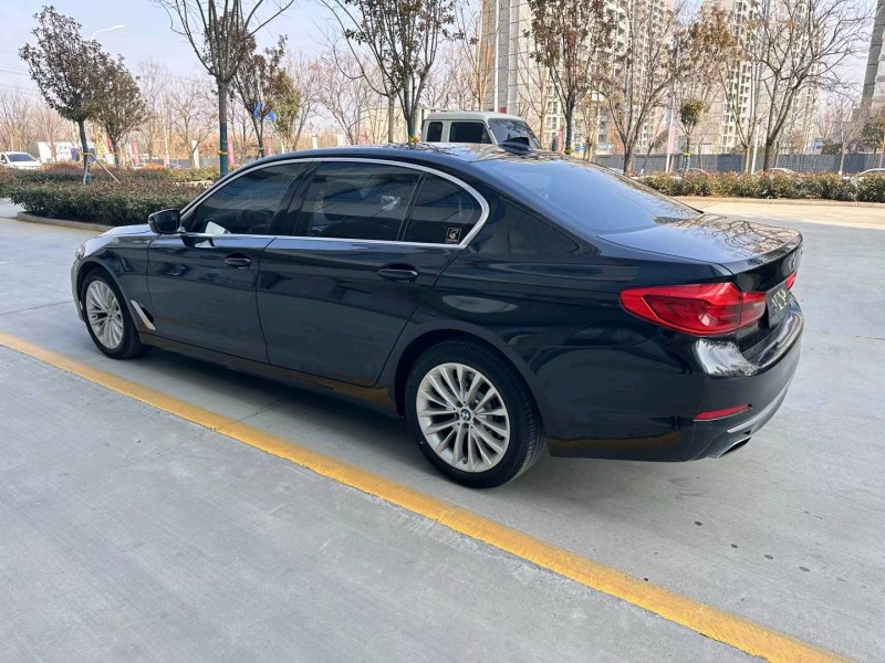 济宁19年宝马5系7