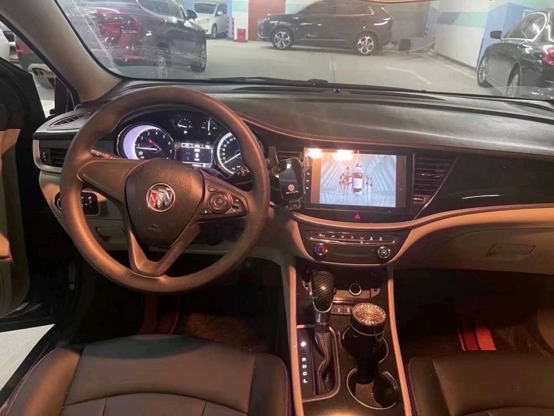 重庆17年别克威朗7