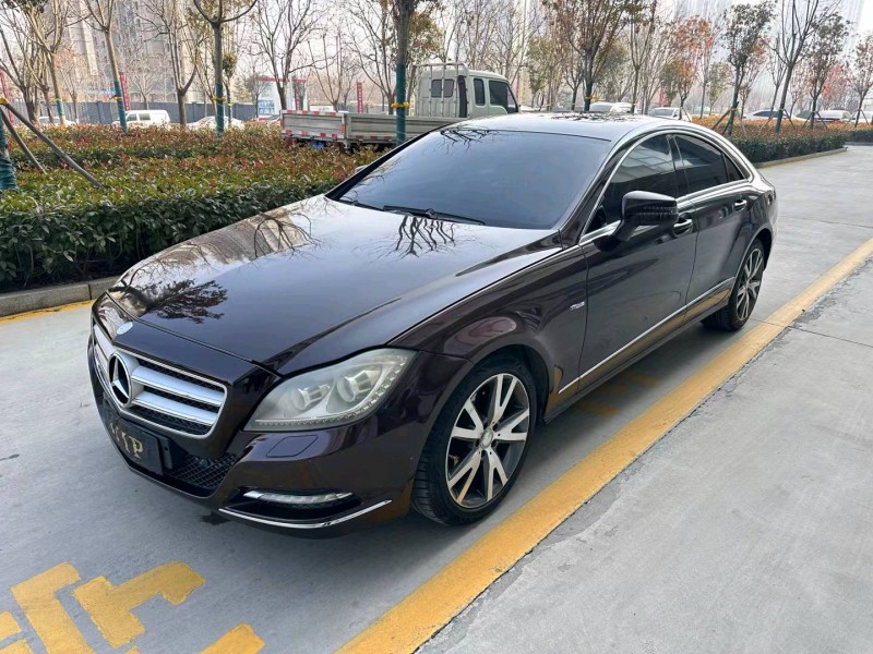 济宁13年奔驰CLS2
