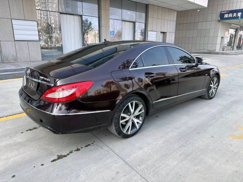 济宁13年奔驰CLS7