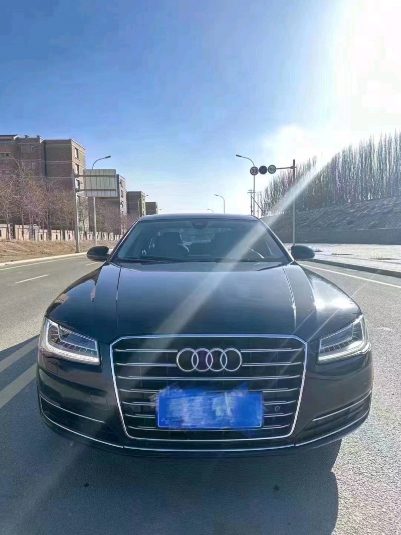 枣庄17年奥迪A8L1