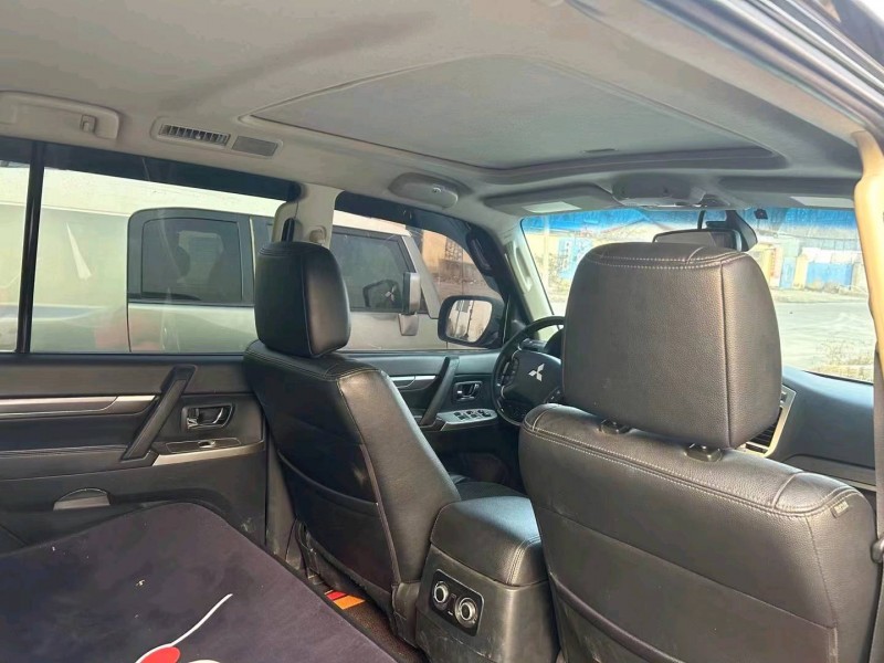 邯郸16年三菱帕杰罗6