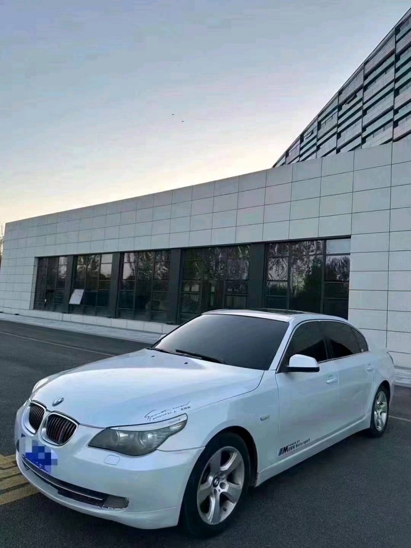 聊城09年宝马5系3