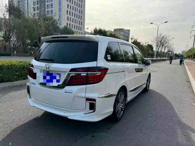 邢台21年本田艾力绅8