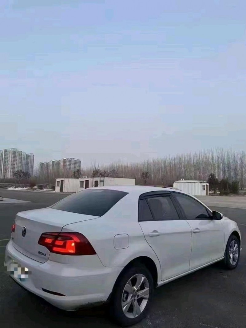 聊城15年大众宝来7