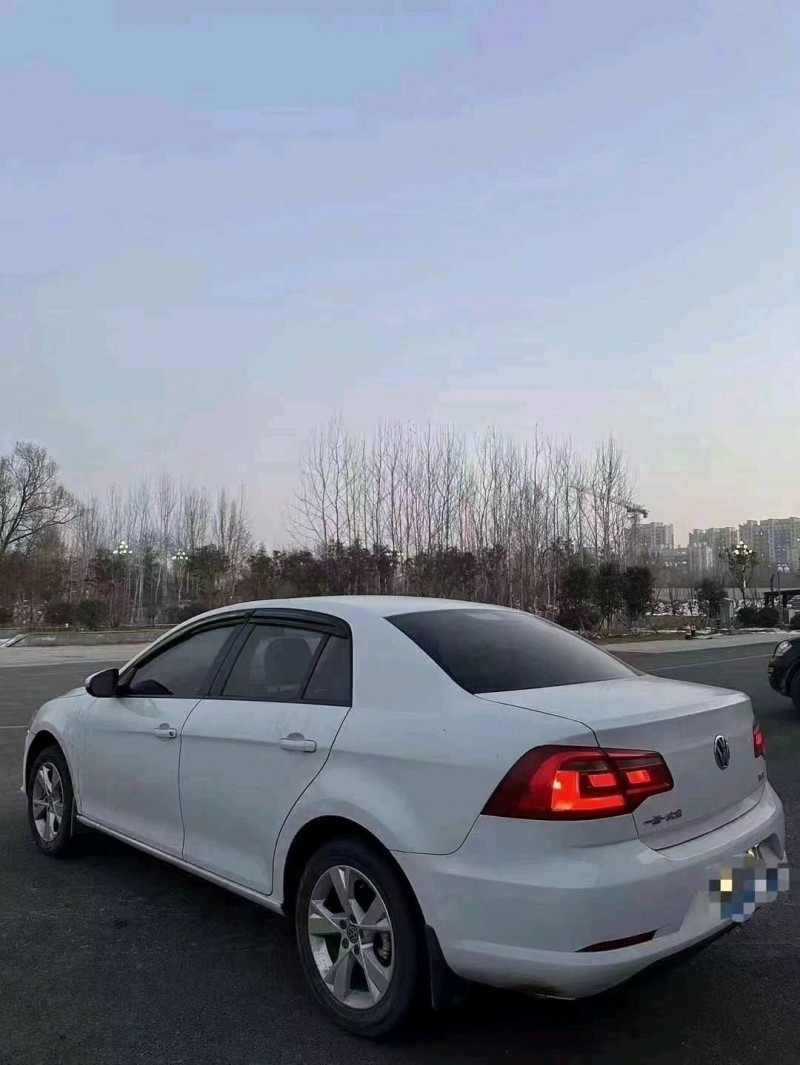 聊城15年大众宝来8