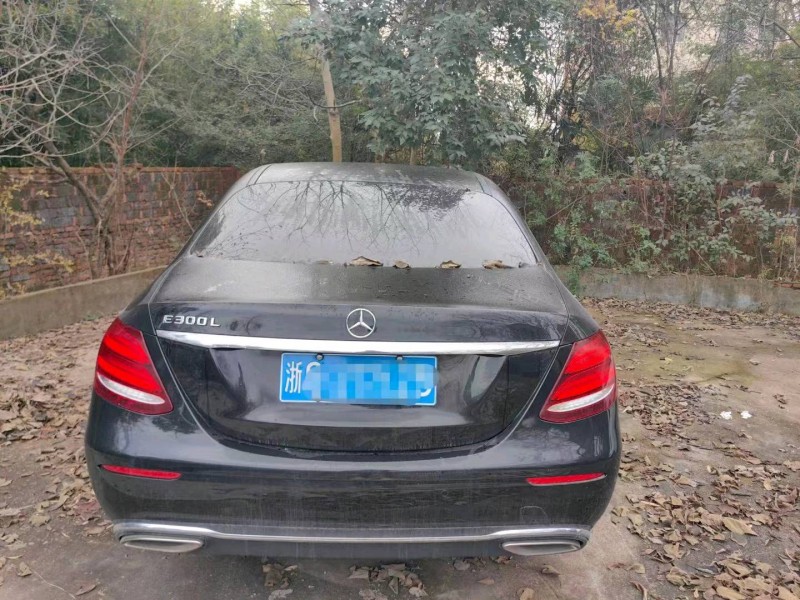嘉兴20年奔驰E4
