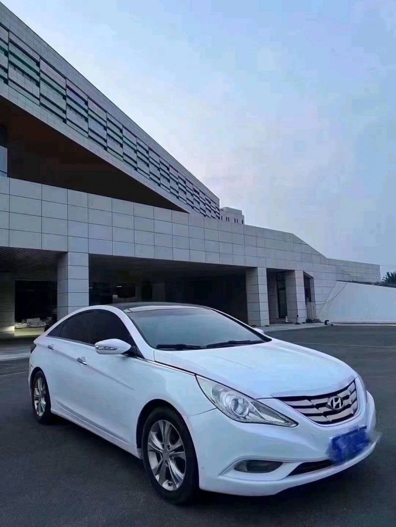 东营11年现代索纳塔八4
