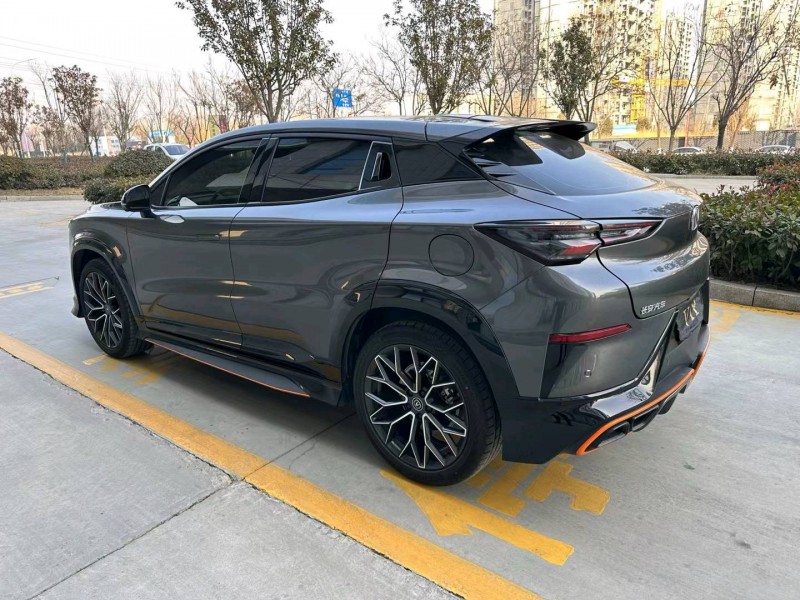 济宁23年长安汽车UNI-T7