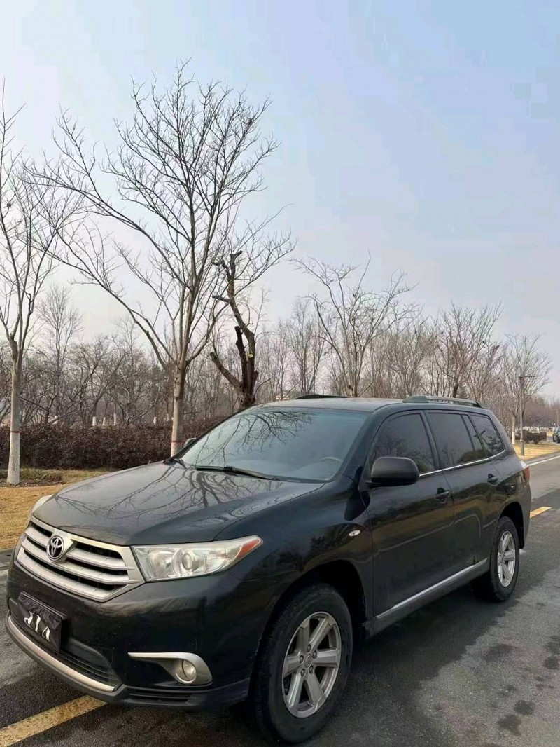 东营14年丰田汉兰达3