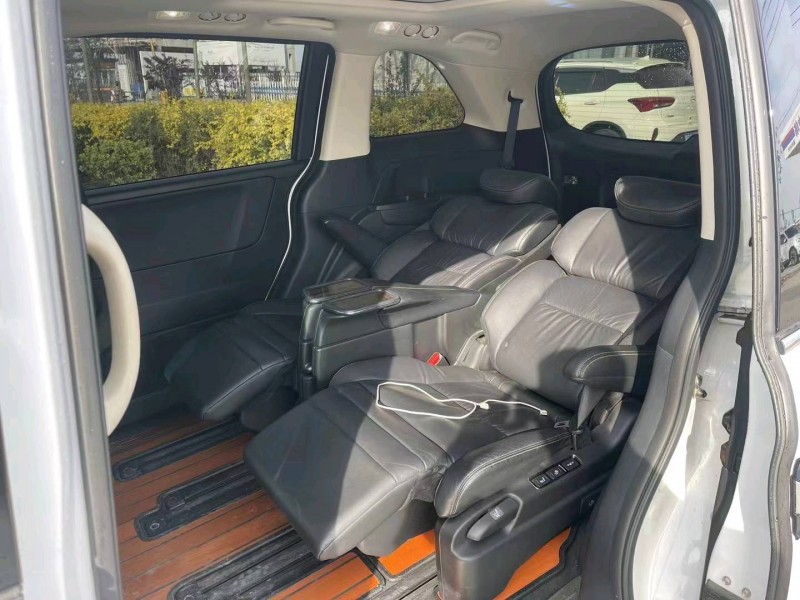 邯郸17年本田艾力绅5