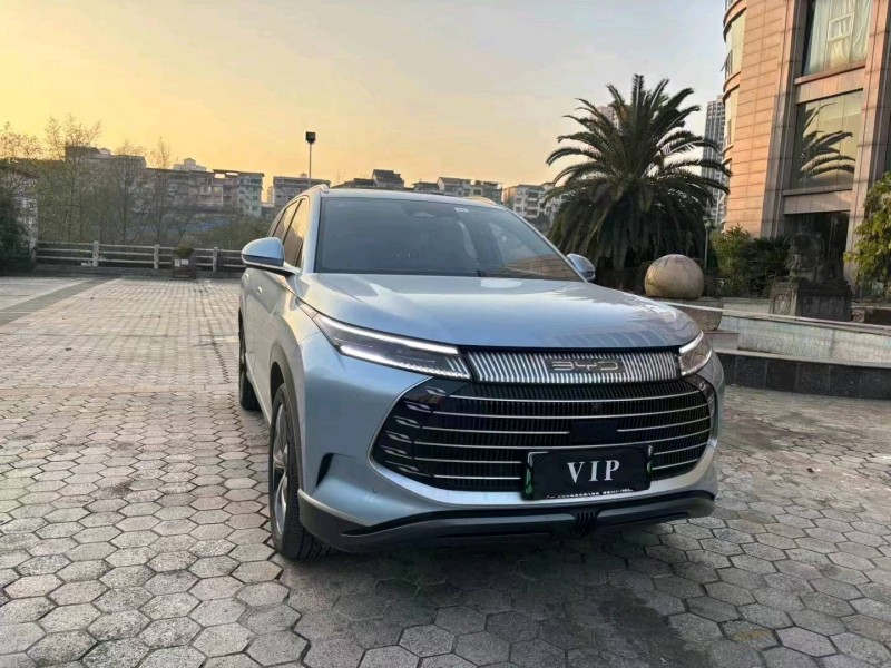 重庆23年比亚迪护卫舰2