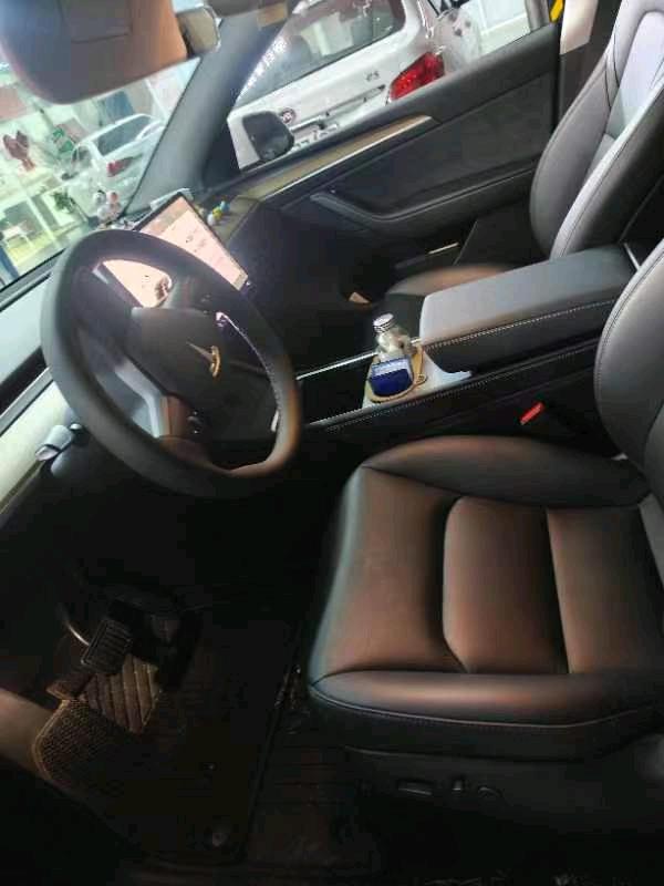 蘇州23年特斯拉MODEL Y2