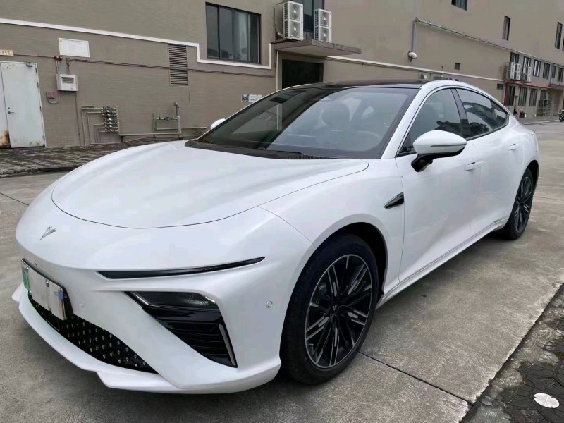 珠海23年哪吒S2