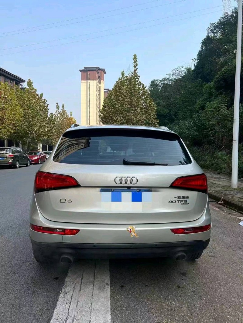 重庆14年奥迪Q59