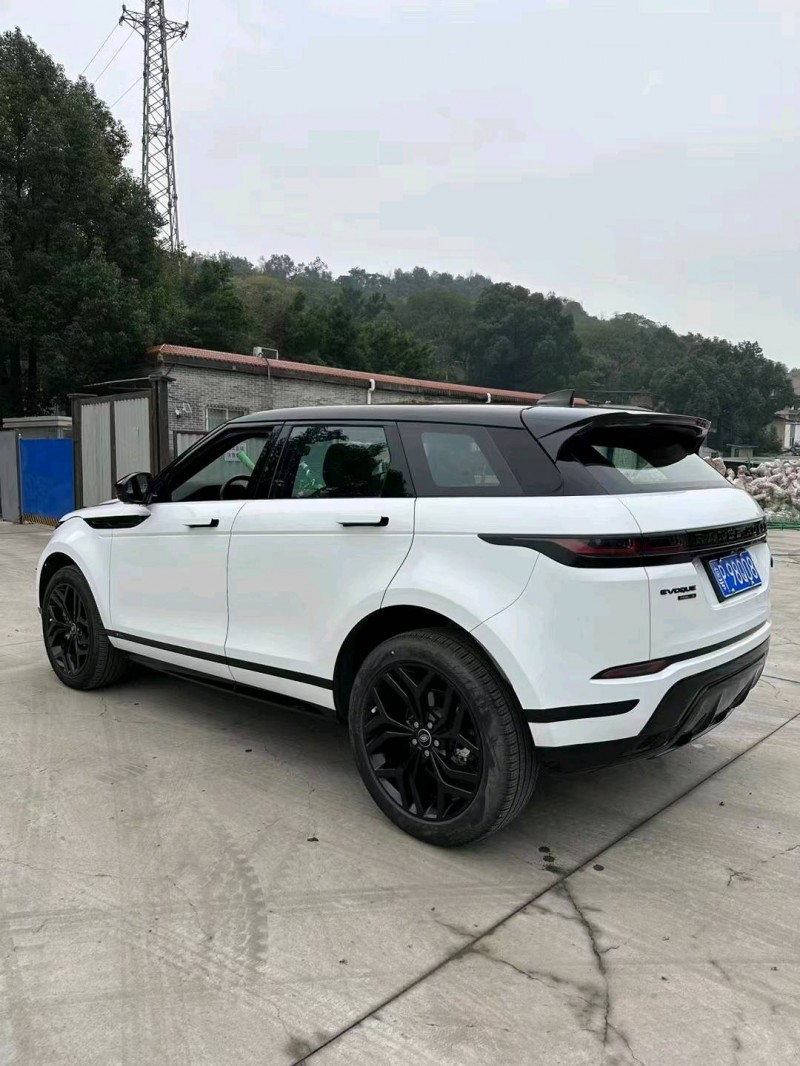 重庆21年路虎极光2