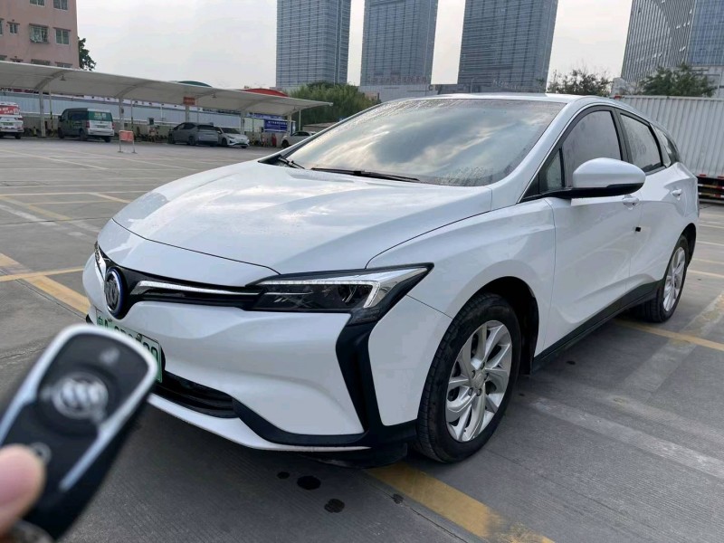 广州23年别克微蓝2