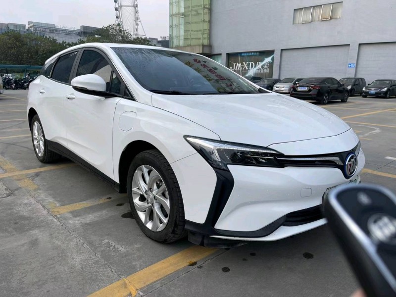 广州23年别克微蓝3