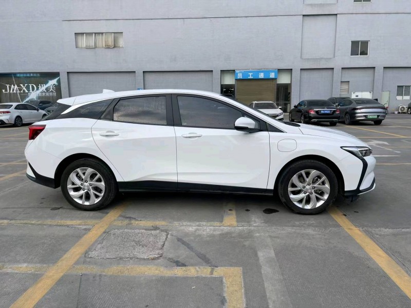 广州23年别克微蓝4