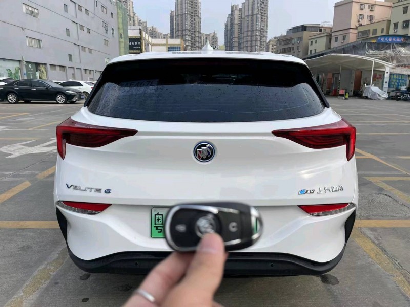 广州23年别克微蓝8