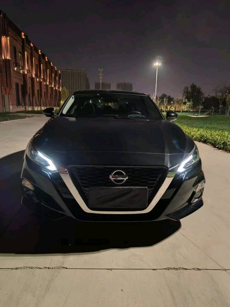 邯郸22年日产天籁1