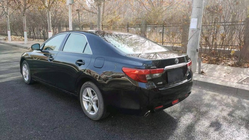 邯郸14年丰田锐志5