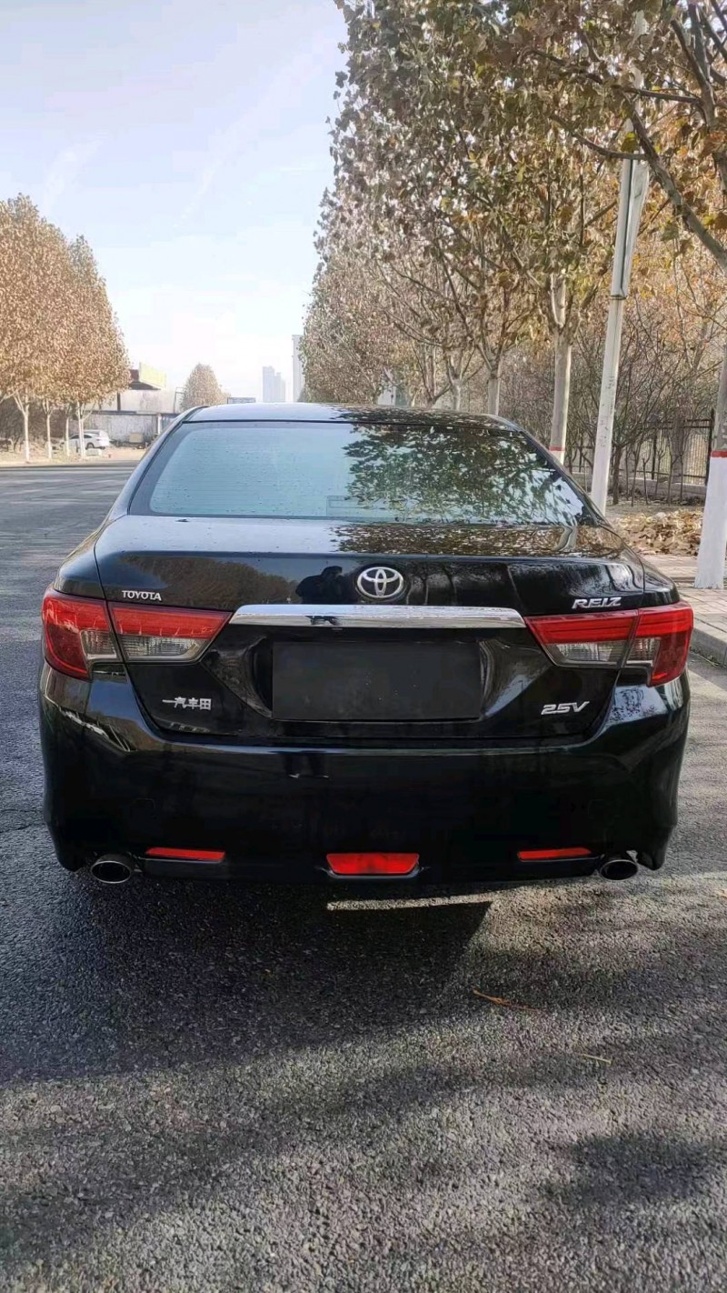 邯郸14年丰田锐志9