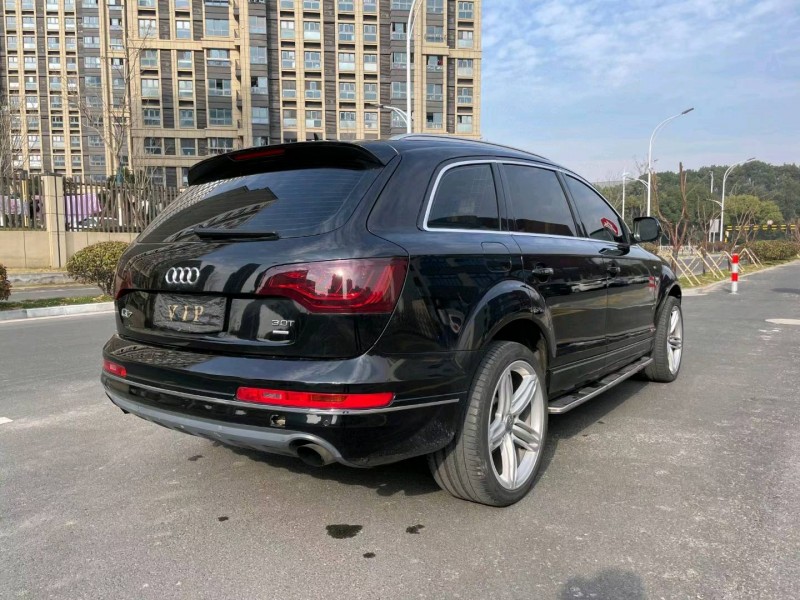 苏州11年奥迪Q78