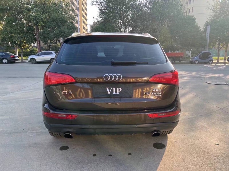 济宁15年奥迪Q59