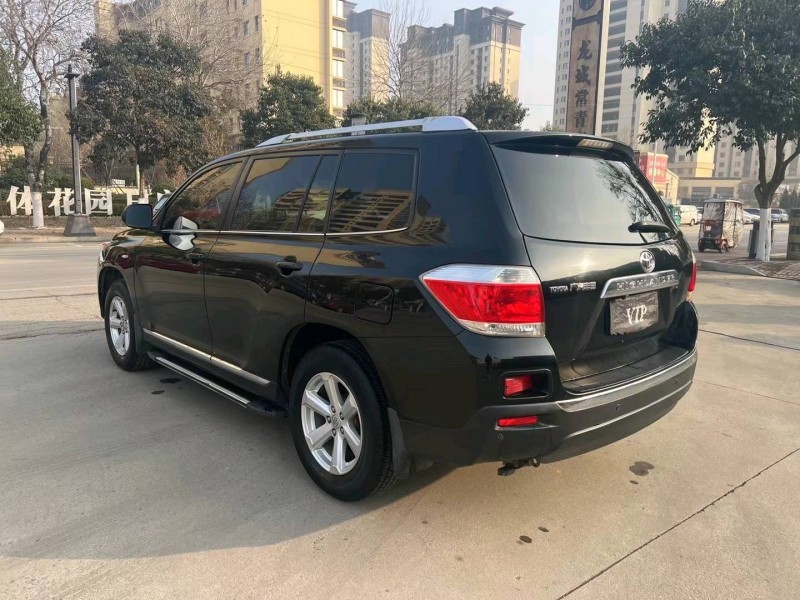 济宁14年丰田汉兰达8